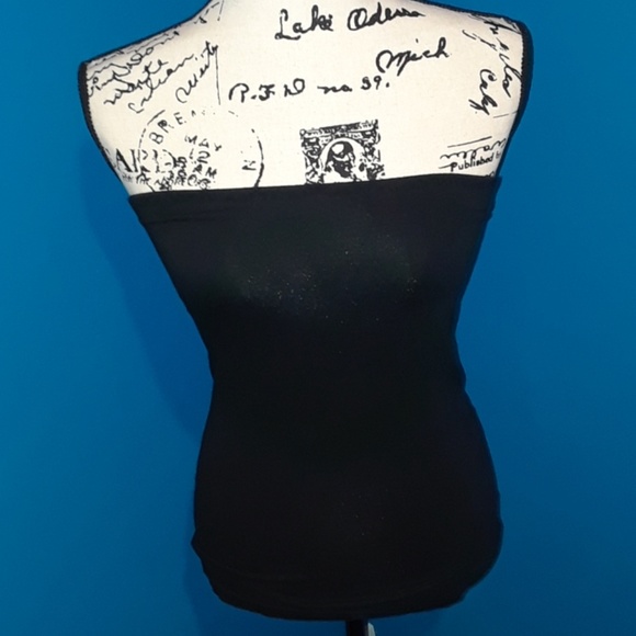 5/25.  Strapless black juniors top - Picture 2 of 8